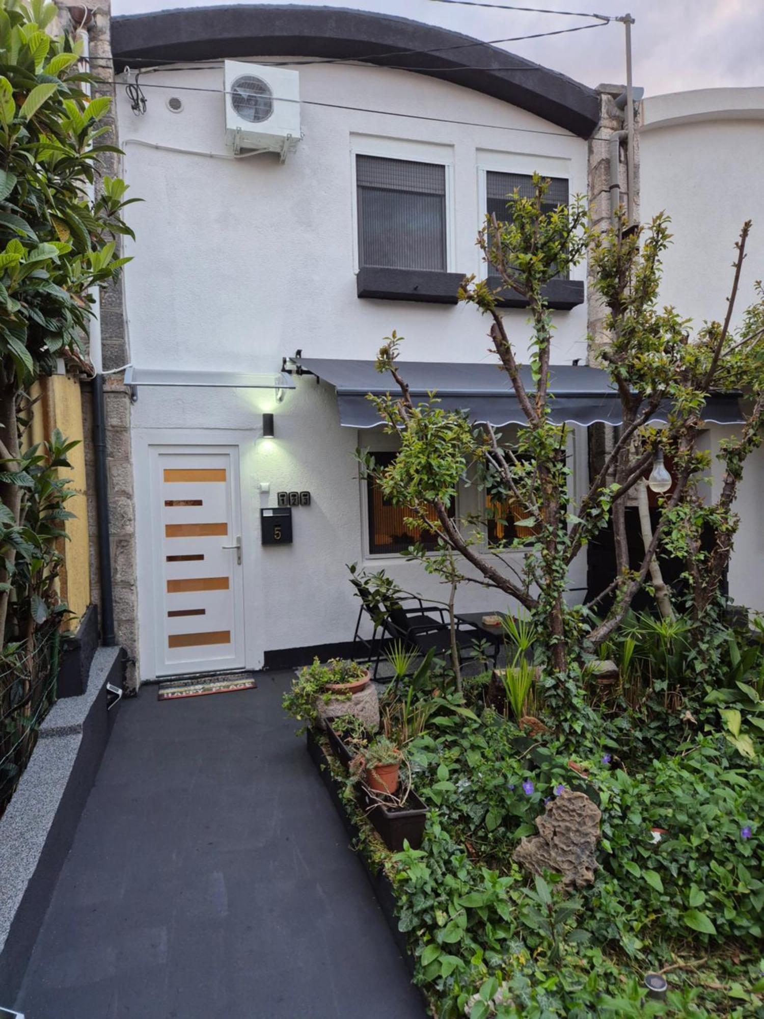 Guest House Roki & Diva (Adults Only) Zadar Exterior photo
